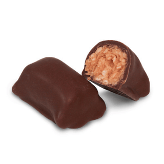 Mormor Lisas kokosstång, chokladdoppade bitar med kokosfyllning synlig i avskuren bit, 2 kg.